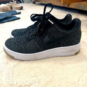 Black Nike Mesh sneakers